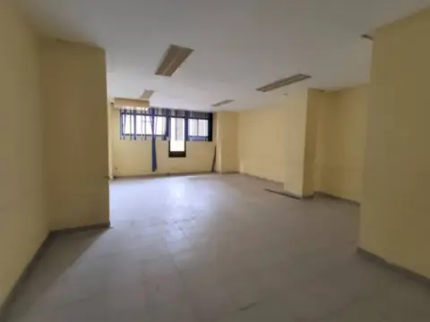 Local comercial en Este