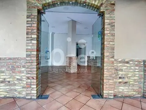 Local comercial en Nou Moles