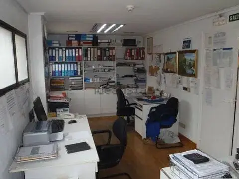 Local comercial en Barañáin - Barañain