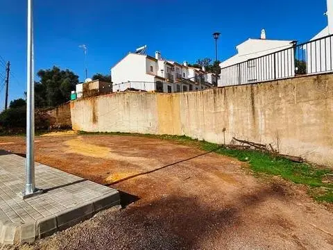 Terreno en calle de la Pedrera