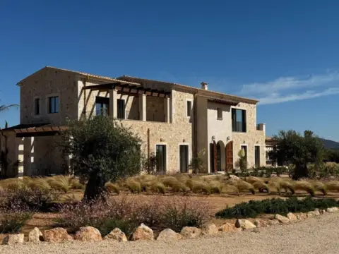 Casa rústica en Barca Trencada