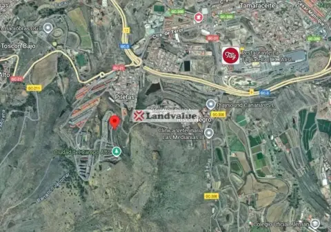 Terreno en calle Ciudad del Campo