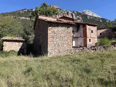 Casa rústica en calle Cal Farines, L'espa No Number
