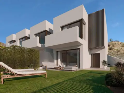 Casa adosada en El Valdés