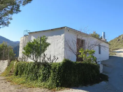 Casa rústica en calle Camino de Izbor, S-N