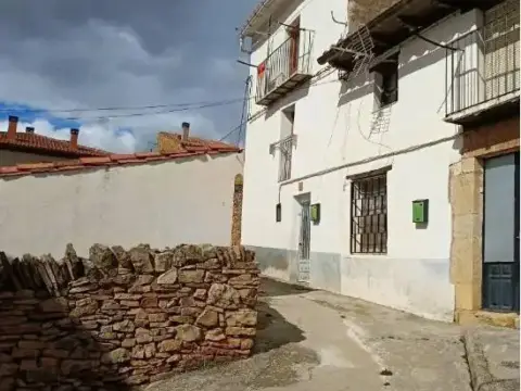 Chalet en La Iglesuela del CID