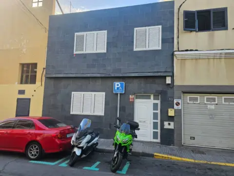 Piso en calle Blasco Ibañez, 13