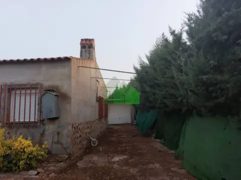 Chalet en Corte de Peleas