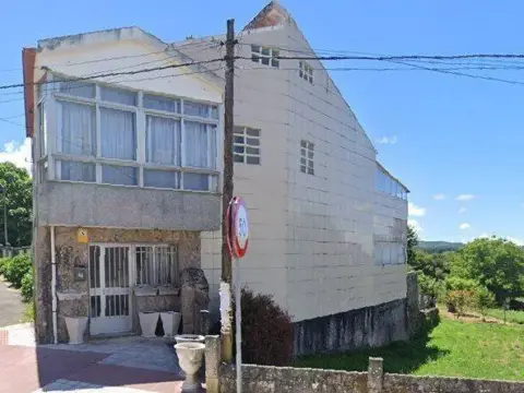 Casa en Forcarei