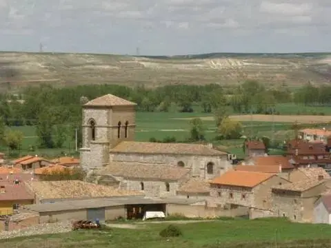 Casa rústica en Buniel