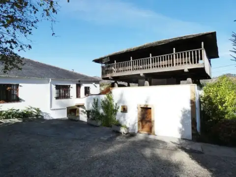 Chalet en Valdés