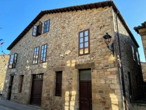 Casa rústica en calle Jan Curtius, 17