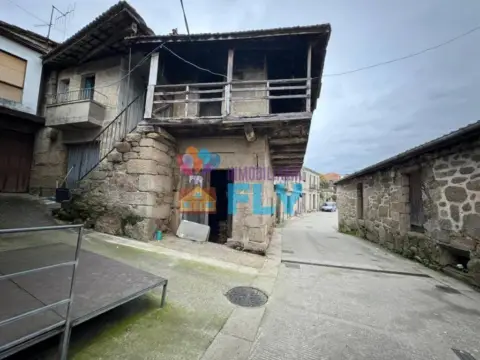 Casa en Toén