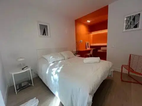 Habitación en calle Zenit