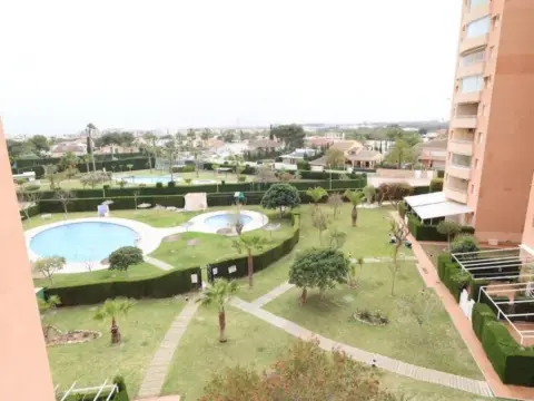 Piso en Dehesa de Campoamor-Aguamarina