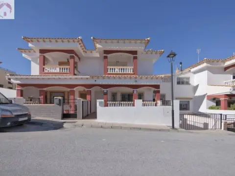 Casa adosada en Freila