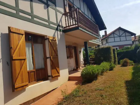Chalet en Castro Urdiales