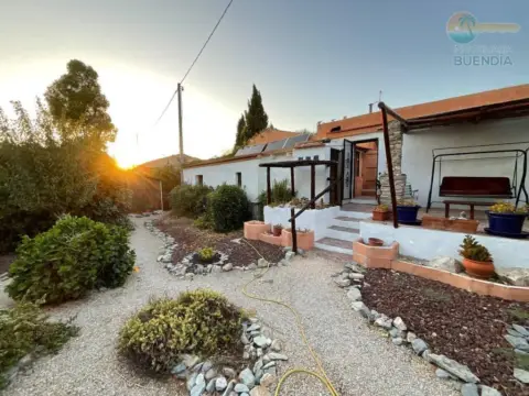 Casa rústica en Los Puertos-Isla Plana