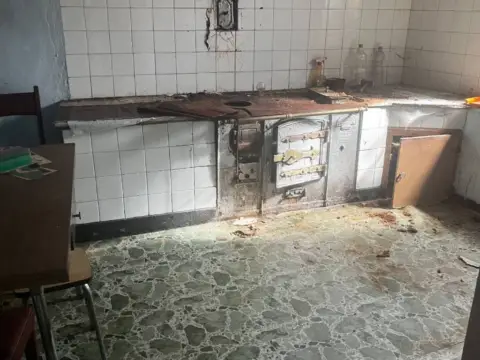 Casa rústica en Cerdedo (Resto Parroquia)