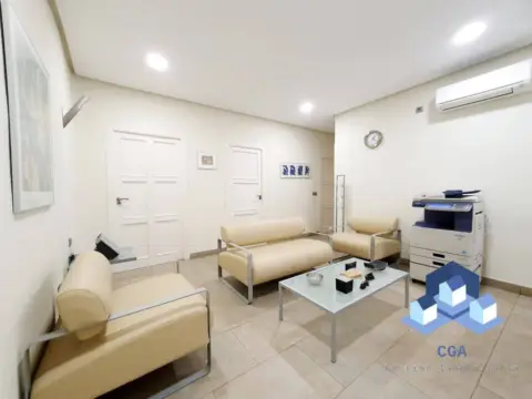 Oficina en Centro-Corredera