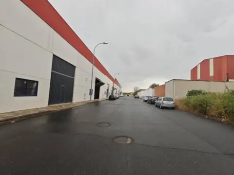 Nave industrial en Plasencia