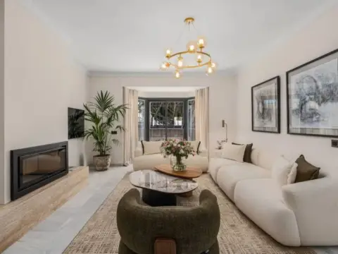 Chalet en calle Urb. Altos del Rodeo 29660 Marbella Malaga Espana,