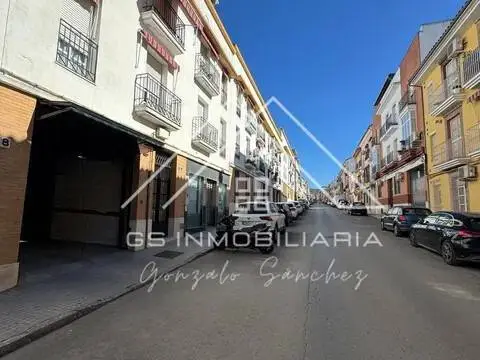 Garaje en Lucena