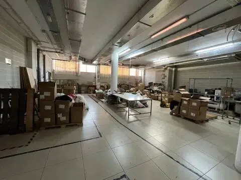 Nave industrial en Pla d'en Boet