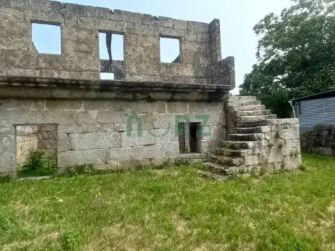 Casa en A Agra (Leiro)