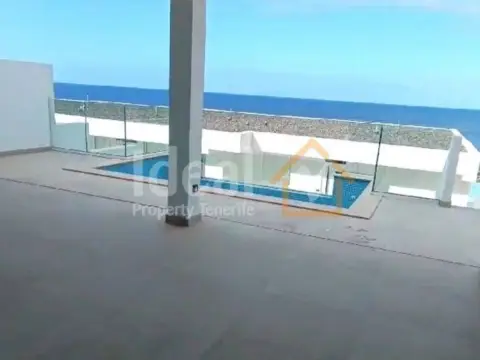 Piso en Costa del Silencio-Las Galletas