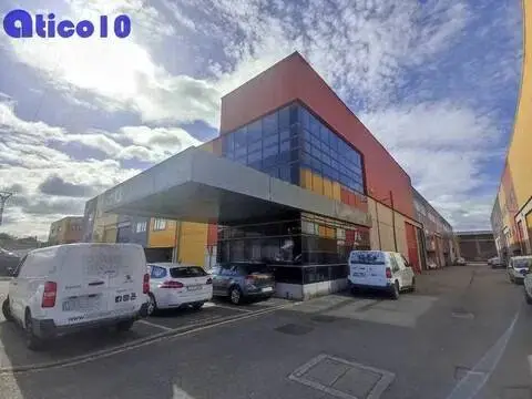 Nave industrial en Llanera