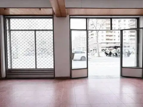 Local comercial en L'Antiga Esquerra de l'Eixample