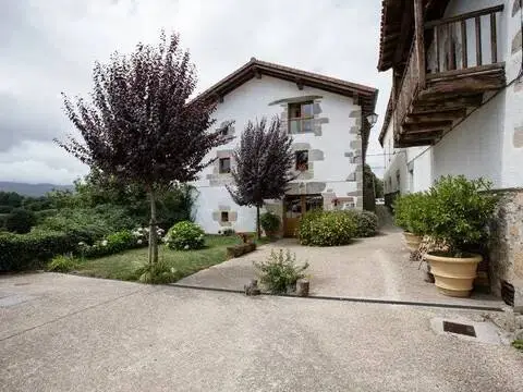 Casa adosada en Albiasu