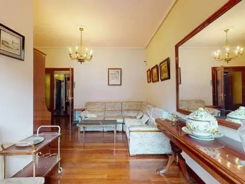 Piso en Doneperiaga-Deustuibarra (San Pedro-La Ribera)