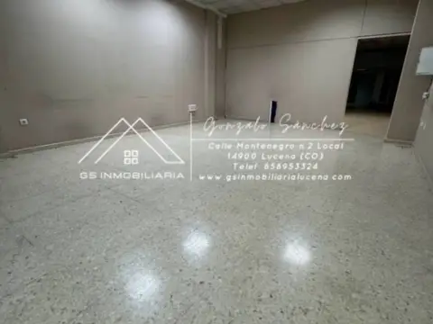 Local comercial en Lucena