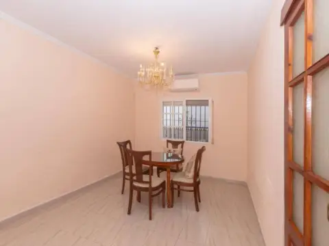 Casa adosada en Camino de Suárez