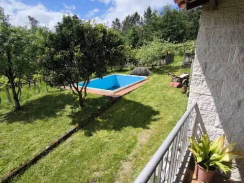 Casa en Celeiros