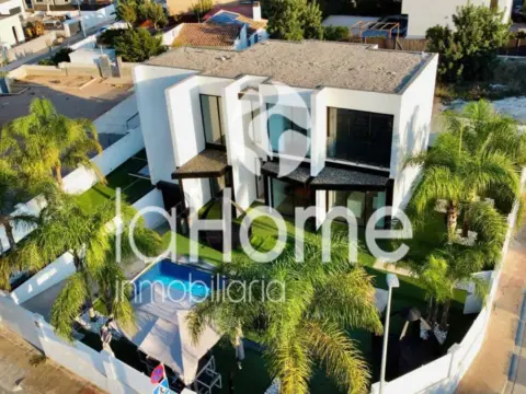 Chalet en La Conarda-Montesano