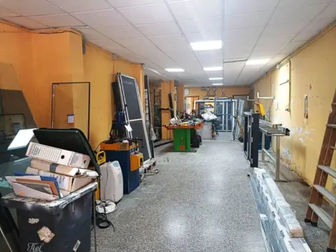 Local comercial en Tormos