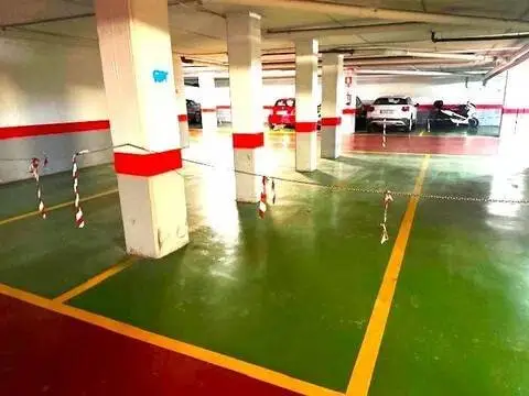 Garaje en Avenida de la República Argentina