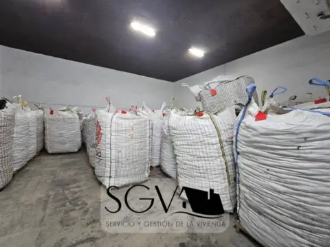 Nave industrial en Aspe