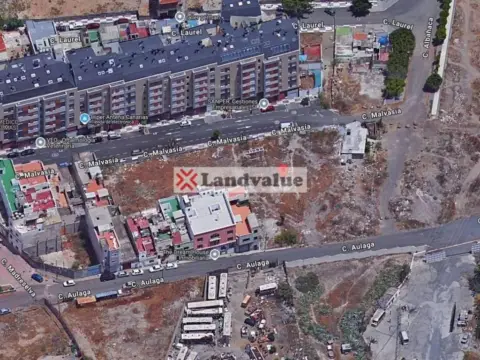 Terreno en calle de Aulaga