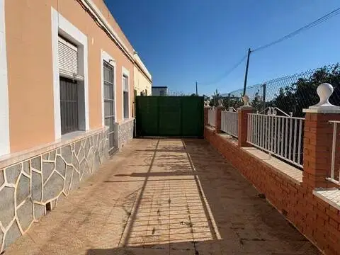 Casa rústica en Pozo Estrecho