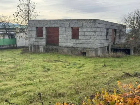 Casa en Villadecanes