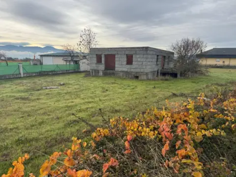Casa en Villadecanes