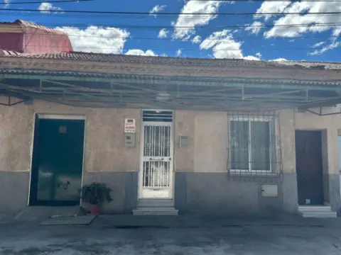 Casa en calle Conde de Almódovar