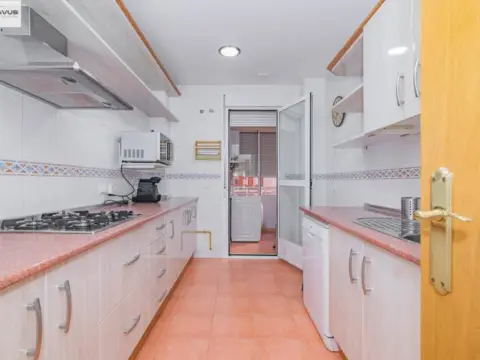 Piso en Los Periodistas-Parque Almunia-Albayda