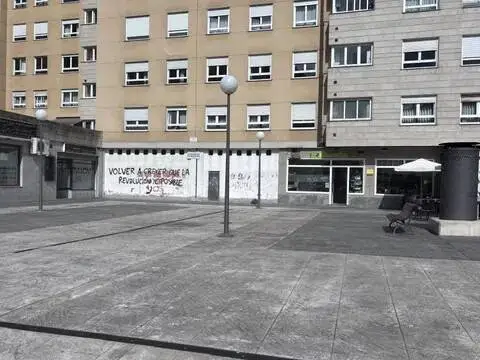 Local comercial en calle de la Tenderina Baja