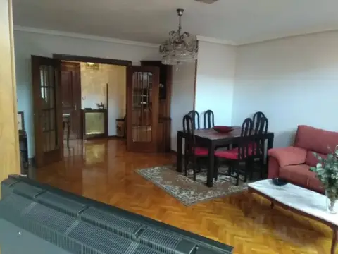 Piso en calle de Uría