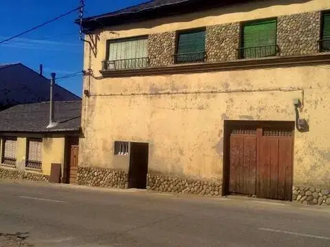 Casa rústica en Cabañas Raras